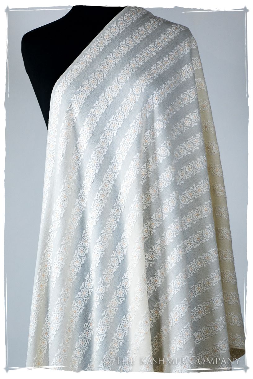 Champs d'ivoire Blanc en Afrique Notre Dame Shawl
