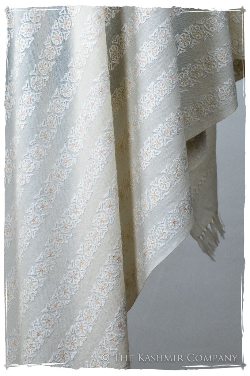 Champs d'ivoire Blanc en Afrique Notre Dame Shawl