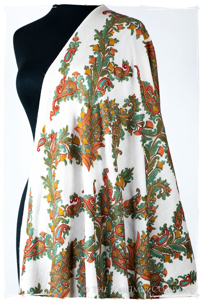 Amoureuse de Christine Française Notre Dame Shawl