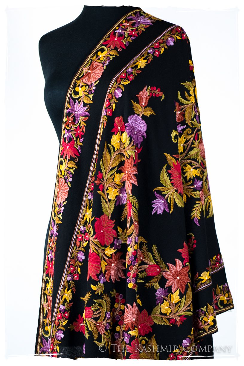 Le Français Classique de Avignon Antiquaires Shawl — Seasons by
