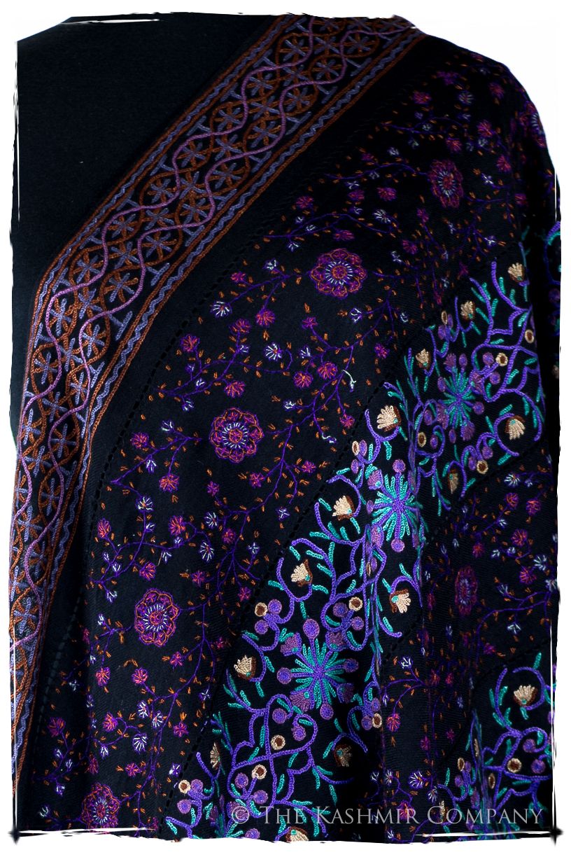 Trois Embroideries Soirée Héritage Bleu Française Antiquaires Shawl