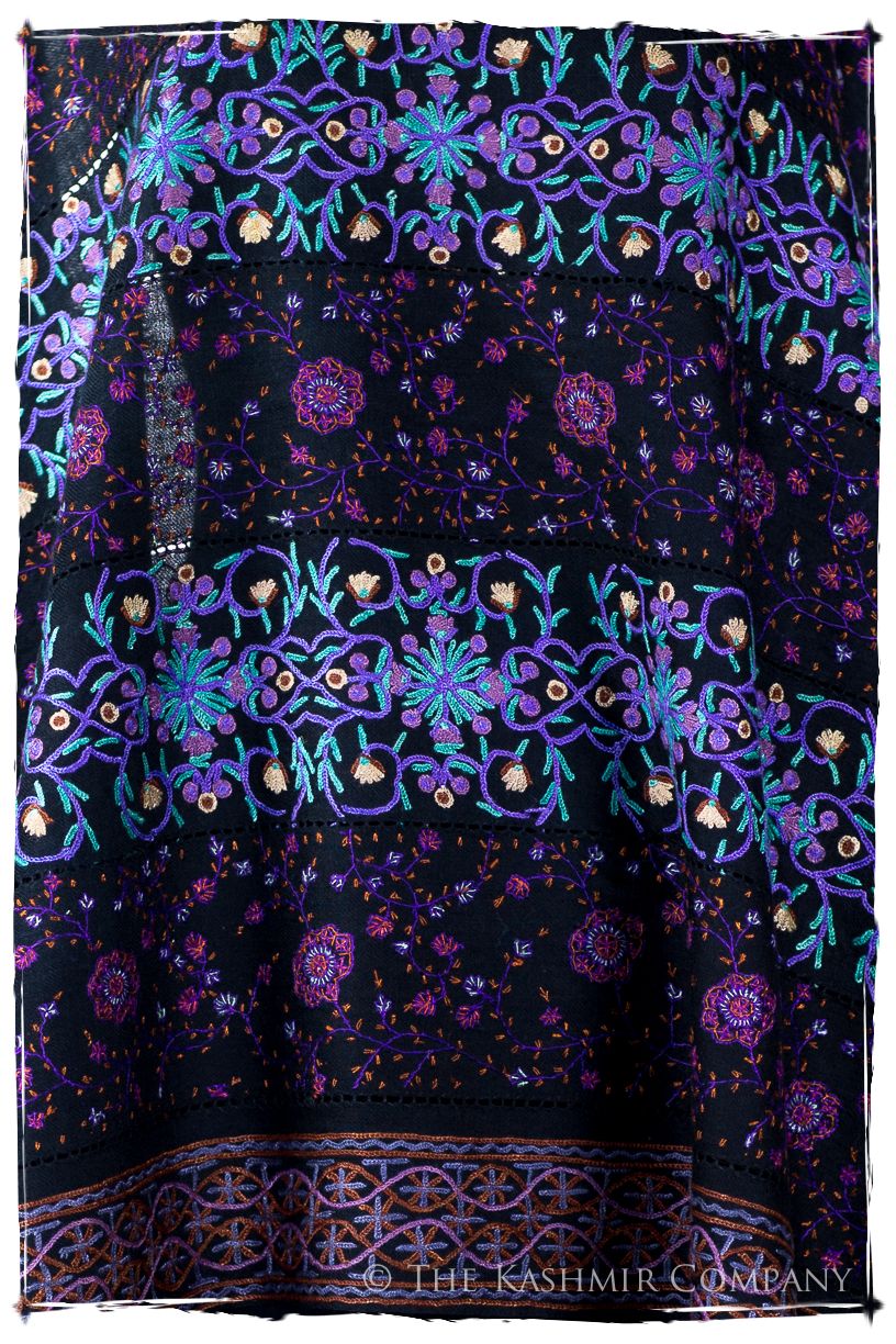 Trois Embroideries Soirée Héritage Bleu Française Antiquaires Shawl