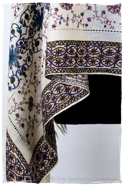Trois Embroideries Soirée Ivoire Majestueux Française Antiquaires Shawl