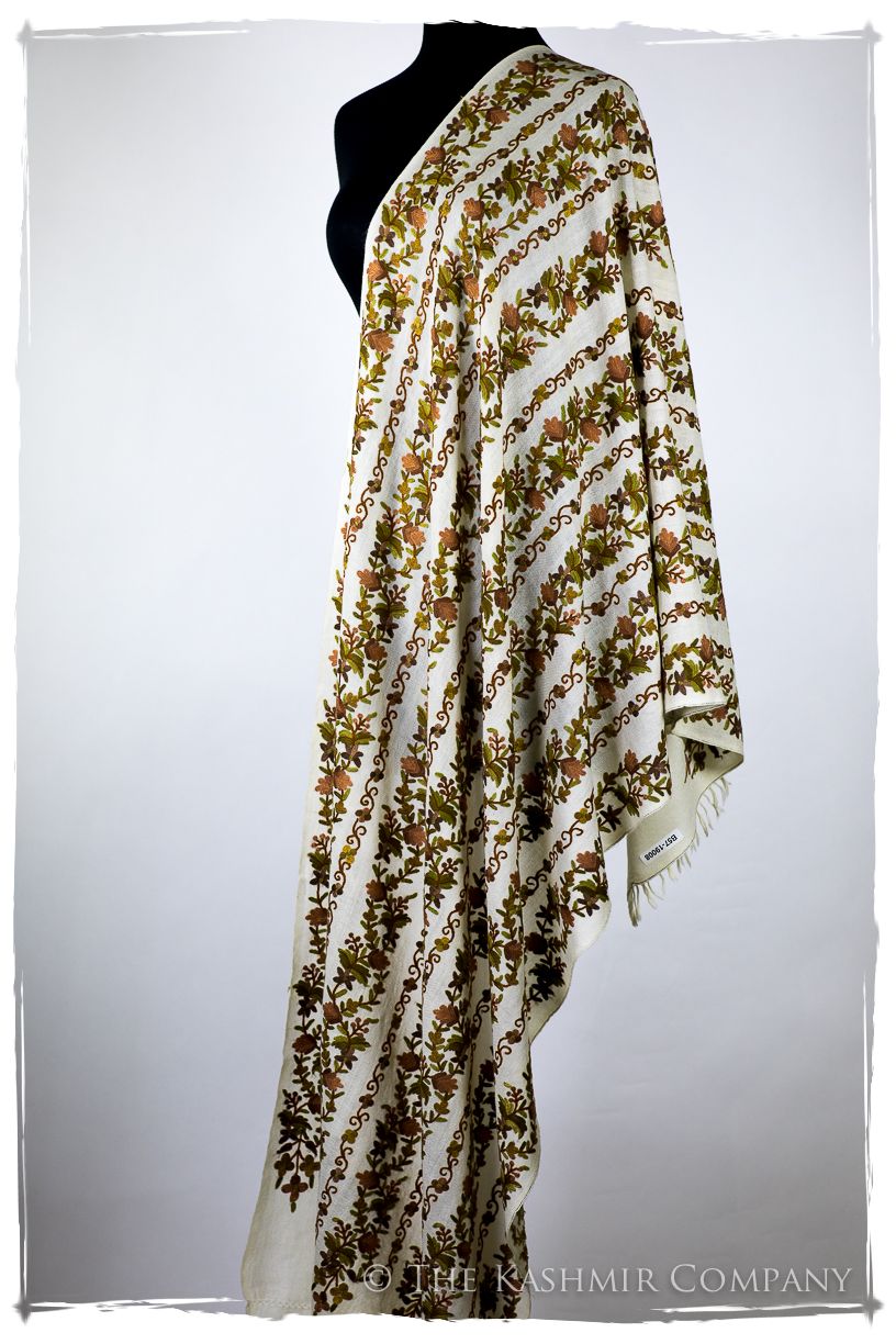 Jardin de Vigne d'olive Notre Dame Shawl