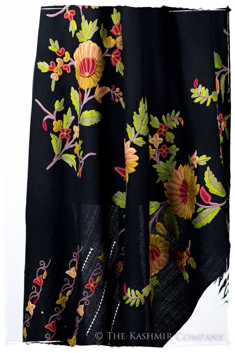 Jardin de Vignes Broderie d'acacia Chaîne Tirée Notre Dame Shawl