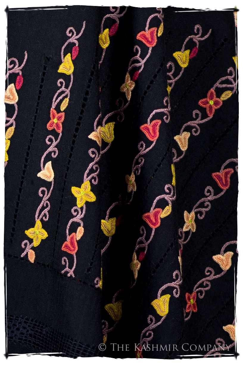 Jardin de Vignes Broderie d'acacia Chaîne Tirée Notre Dame Shawl