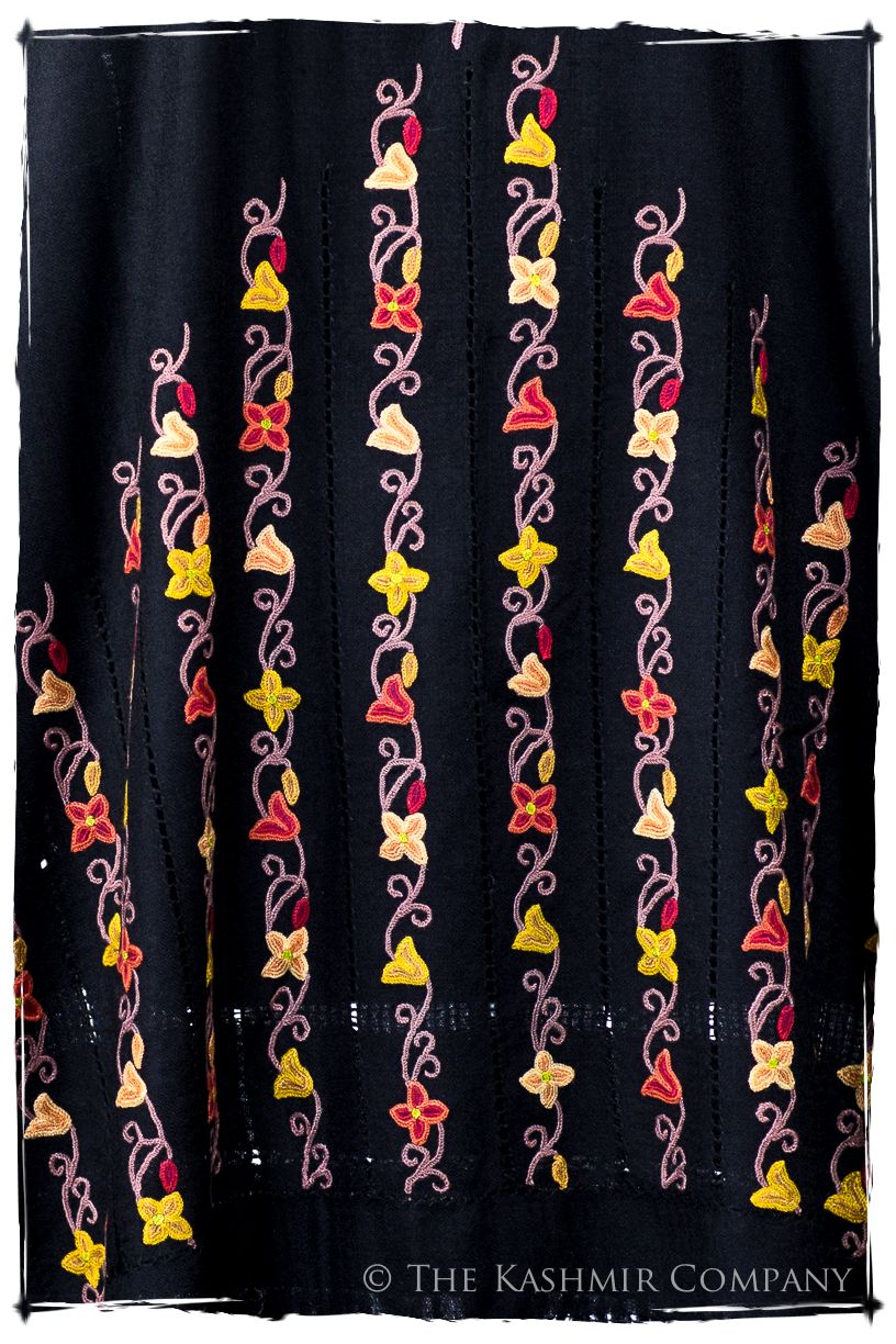 Jardin de Vignes Broderie d'acacia Chaîne Tirée Notre Dame Shawl