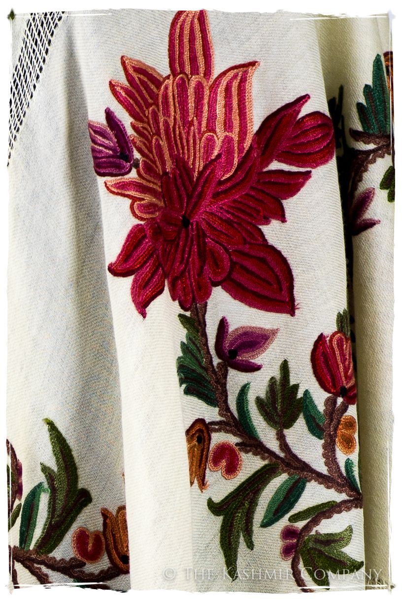 Broderie à cordes tirées Vine Rose Ivorie Pauline Shawl