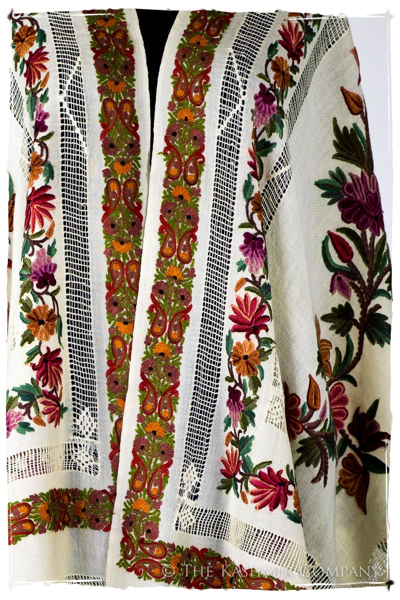 Broderie à cordes tirées Vine Rose Ivorie Pauline Shawl