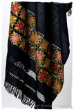 Broderie à cordes tirées Azalea Noir Trois Frontières Shawl
