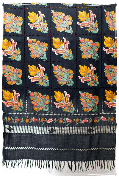 Les Nouvelles Fil Dessiné Paris Bouquet Maple Noir Shawl