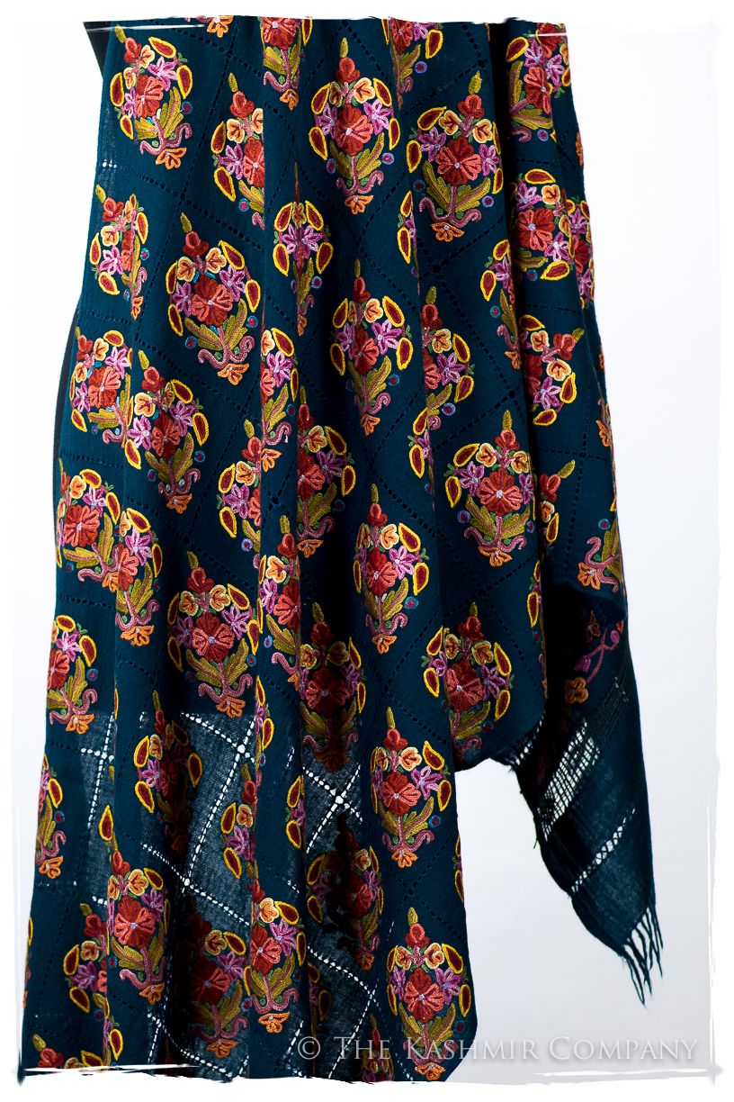 Les Nouvelles Fil Dessiné Kalideo Bouquet Maple Bleu Shawl