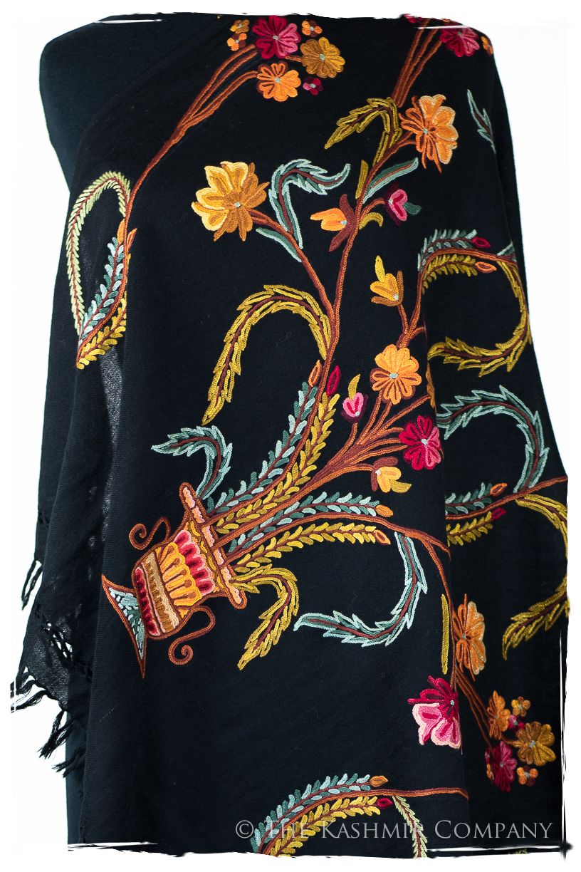 Française Bouquet de Philomène Provence Shawl