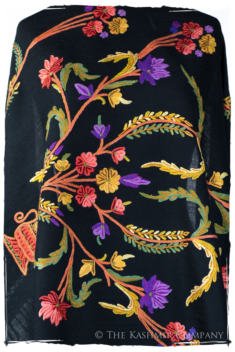 Française Bouquet de Lucienne Provence Shawl