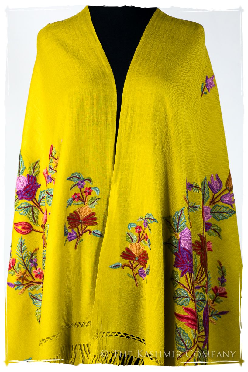 Française Bouquet de Roses Chloé Provence Shawl
