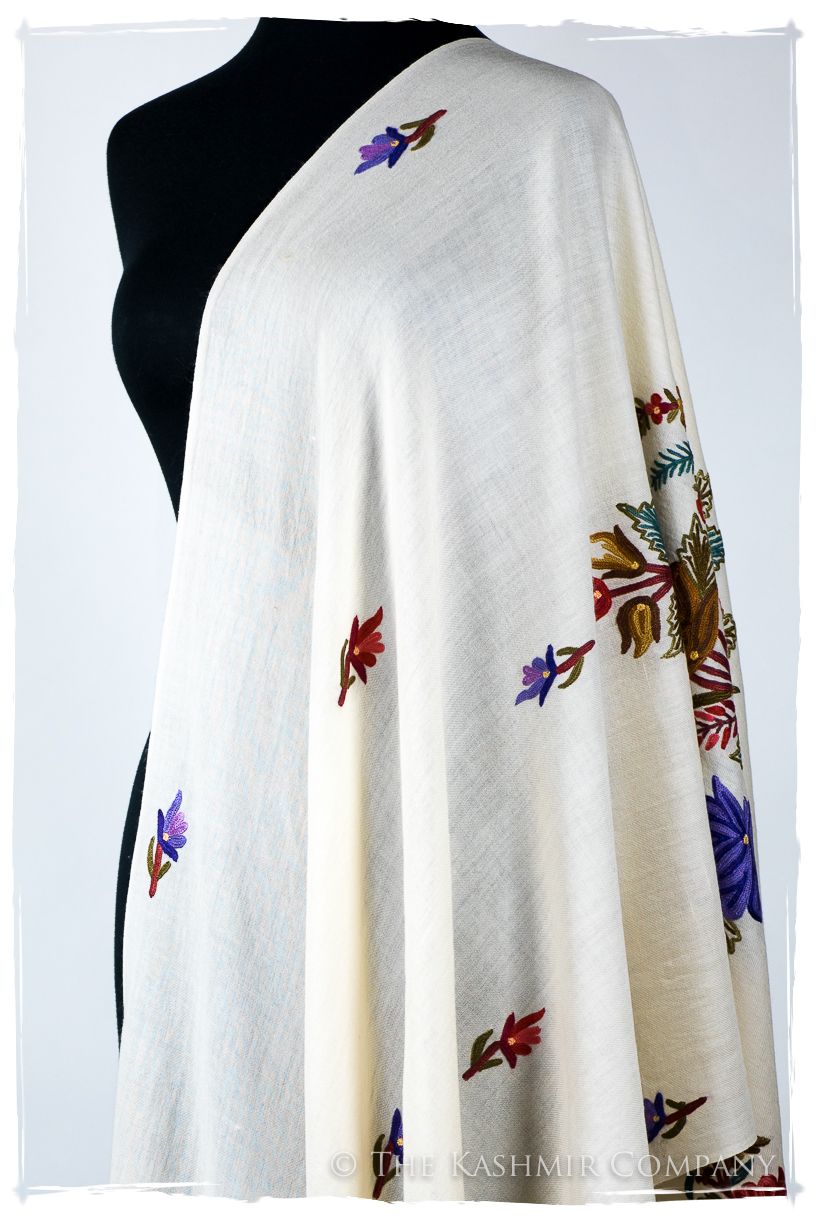 Française Bouquet de Roses Gabrielle Provence Shawl
