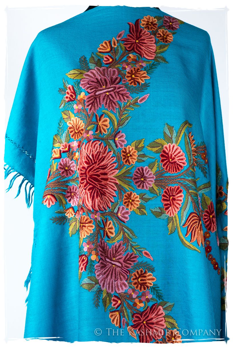 Française Bouquet de Roses Mélanie Provence Shawl