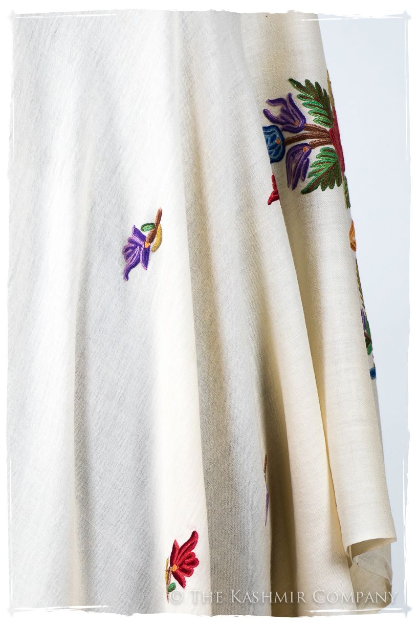 Française Bouquet de Roses Françoise Provence Shawl