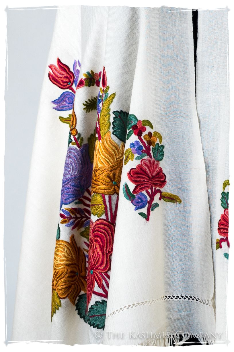 Française Bouquet de Roses Joséphine Provence Shawl