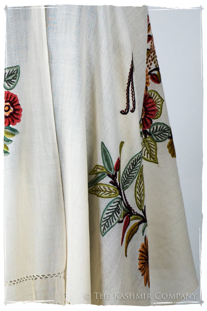Beauté des Grandes Fleurs Amalie Provence Shawl