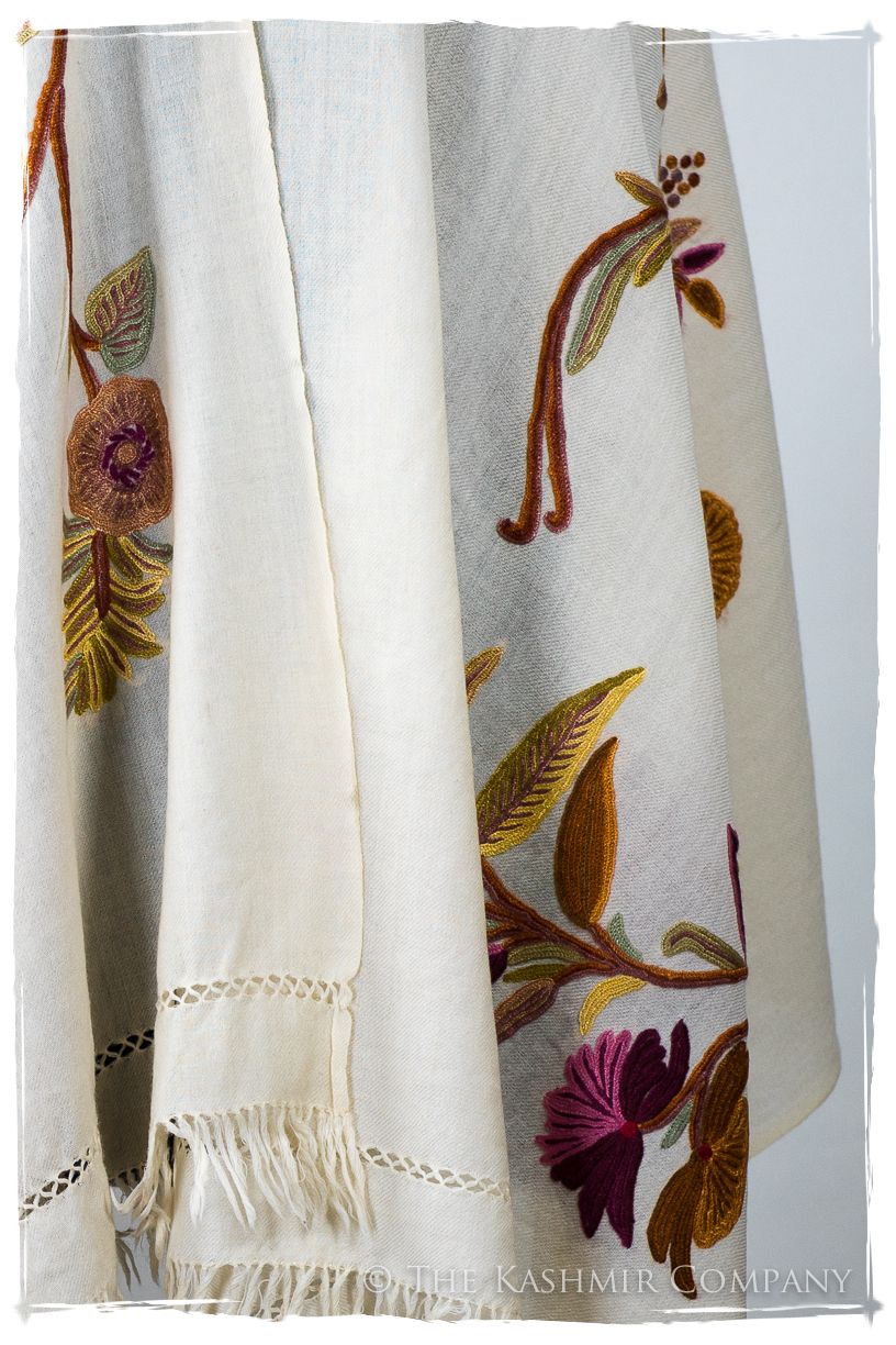 Beauté des Grandes Fleurs Clarette Provence Shawl