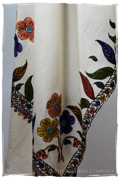 Françoise Frontière Belle Saison d'ivoire Shawl