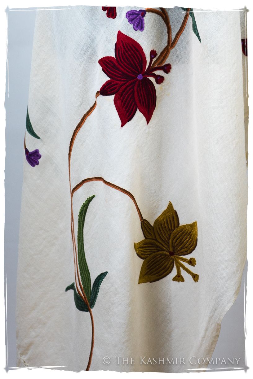 Olivia Je Ne Sais Quoi Shawl