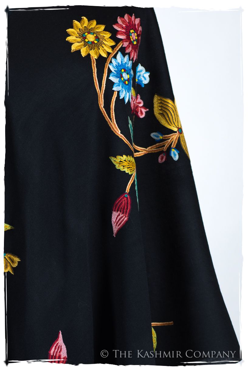 Sarah Je Ne Sais Quoi Shawl