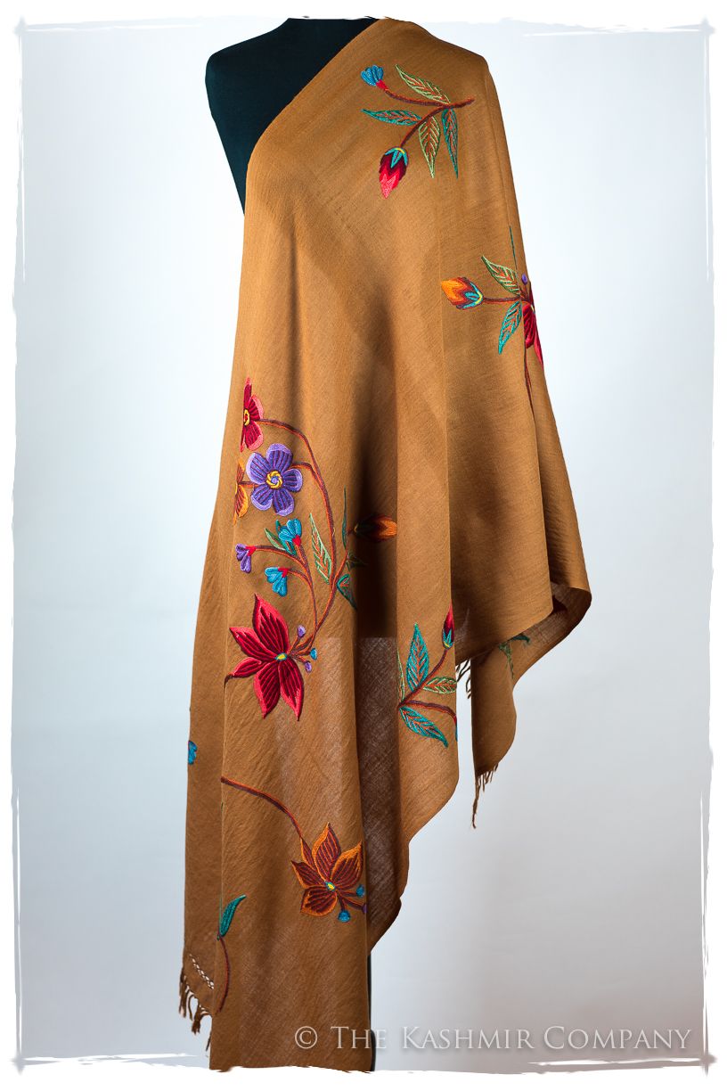 Sophie Je Ne Sais Quoi Shawl
