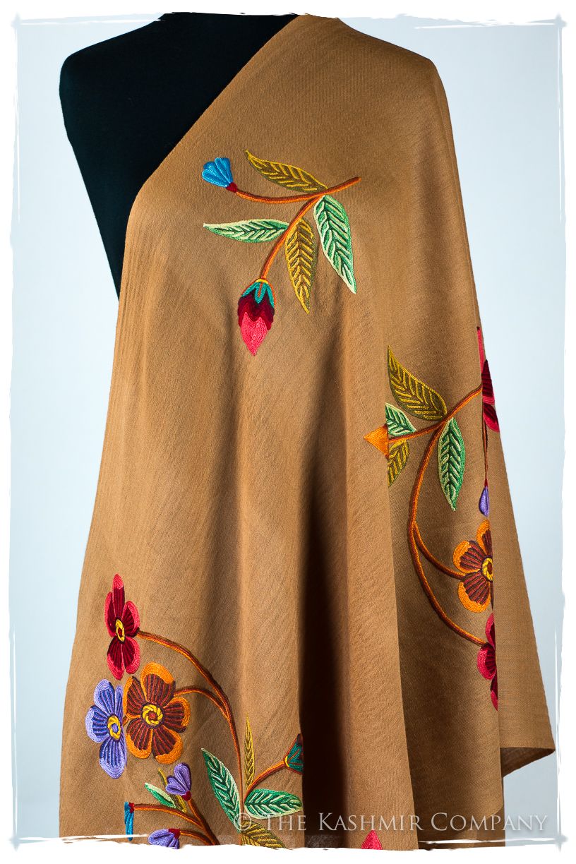 Sylvie Je Ne Sais Quoi Shawl