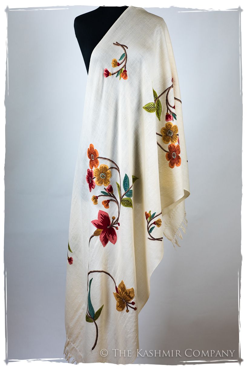 Thérèse Je Ne Sais Quoi Shawl