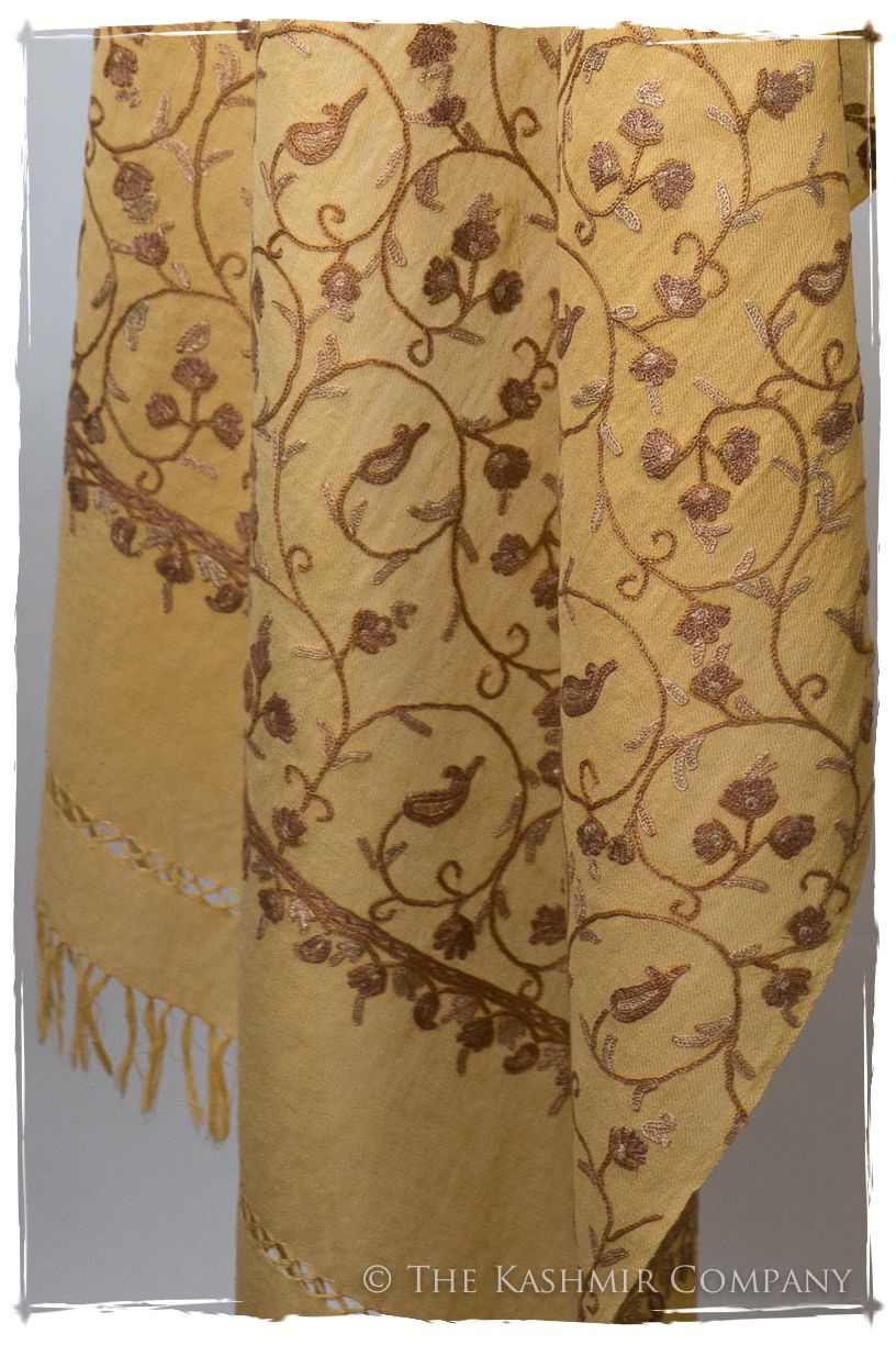 Française Reine Secret Garden Shawl