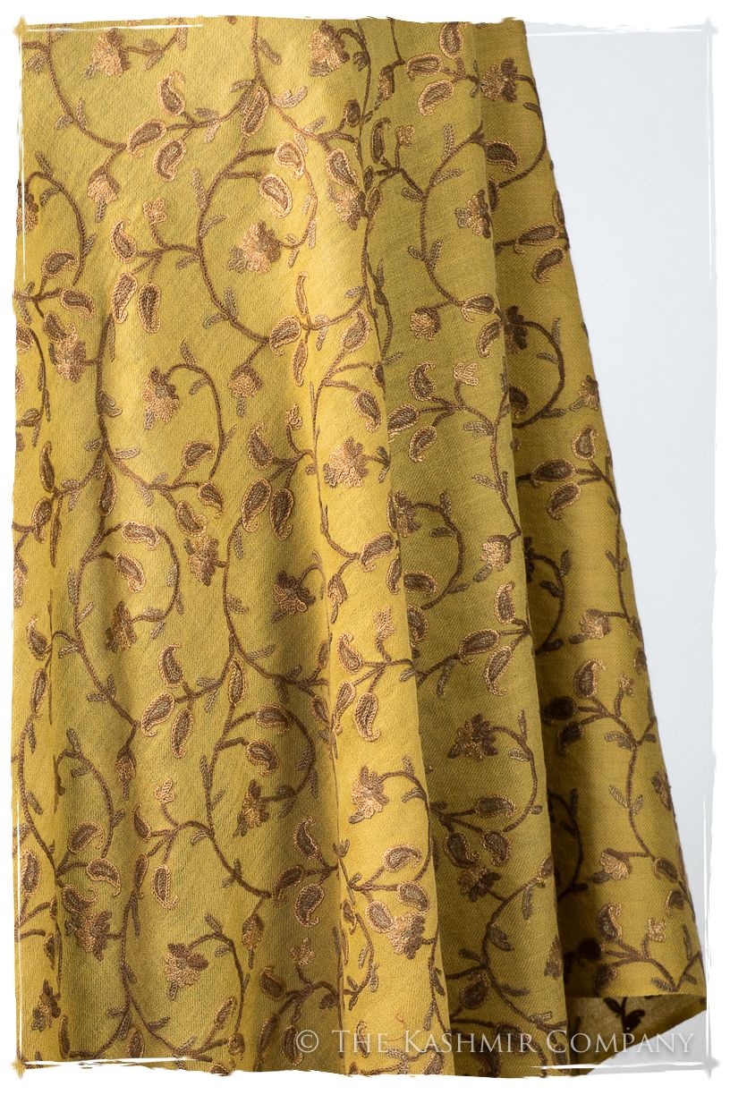 Française Raymonde Secret Garden Shawl