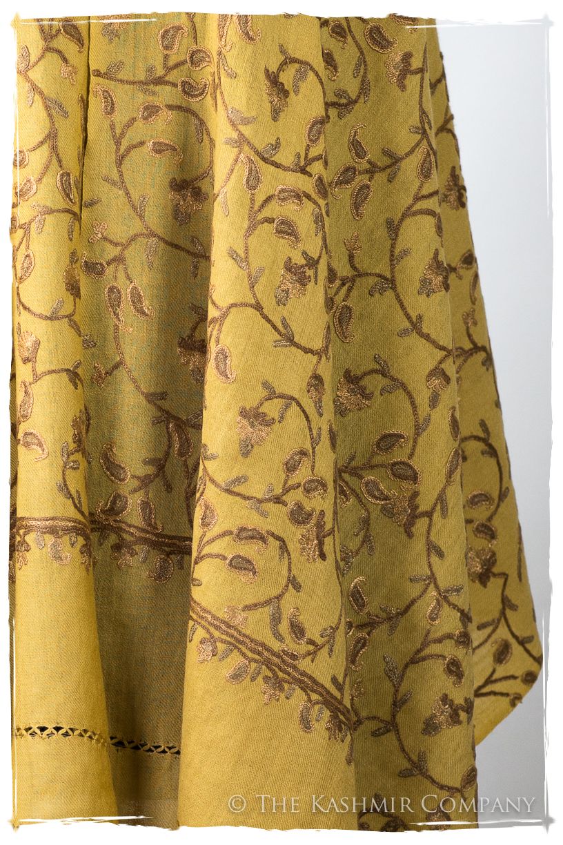 Française Raymonde Secret Garden Shawl