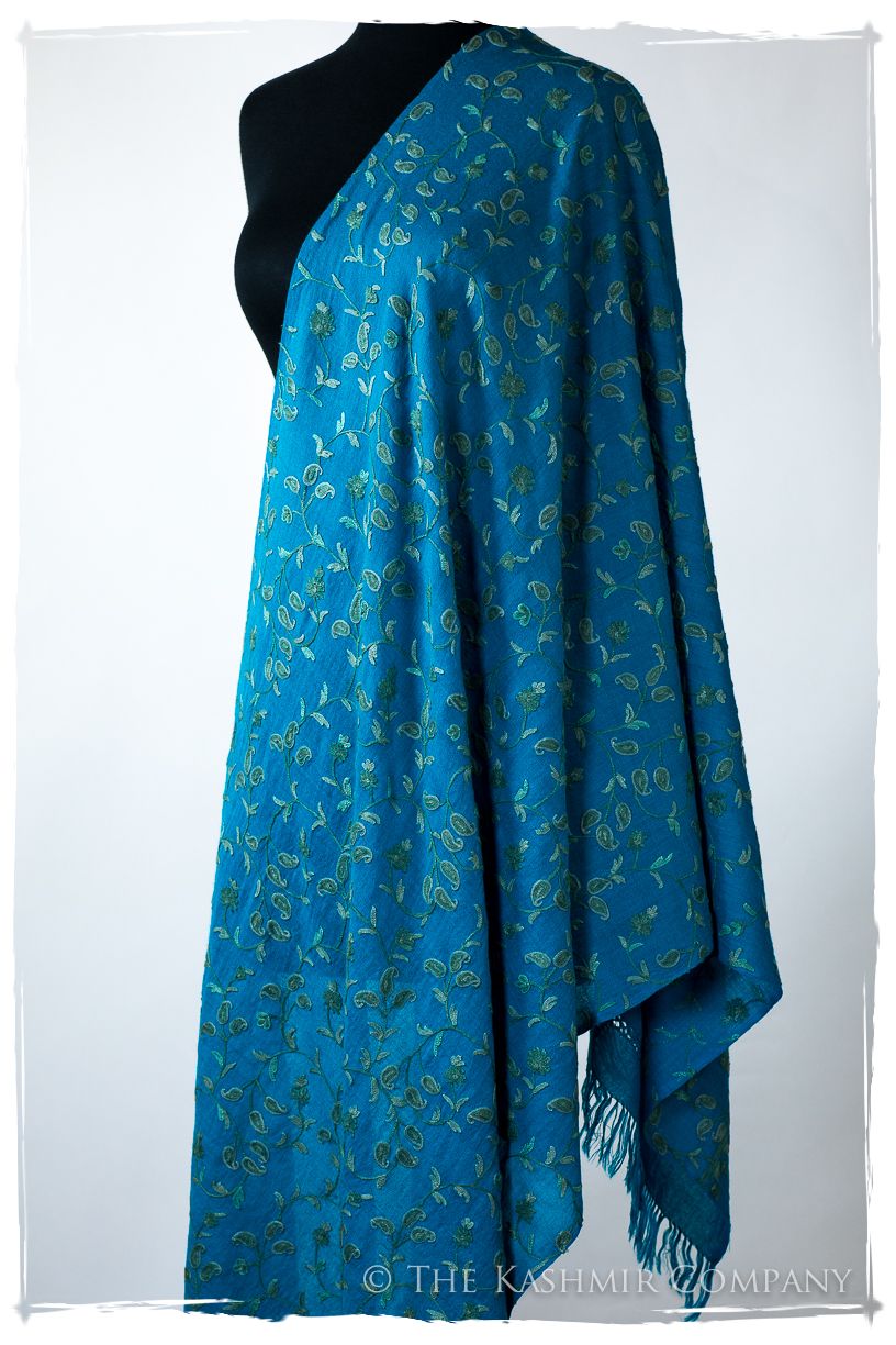 Française Thérèse Secret Garden Shawl