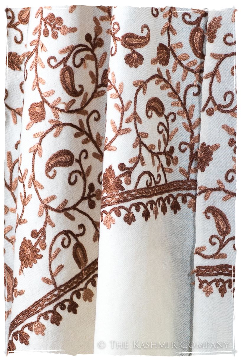 Française Étiennette Secret Garden Shawl