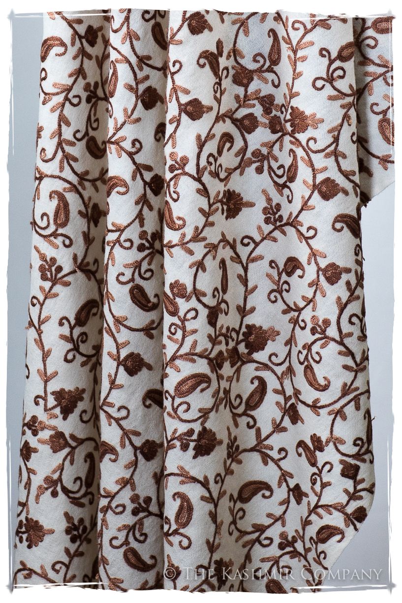 Française Étiennette Secret Garden Shawl