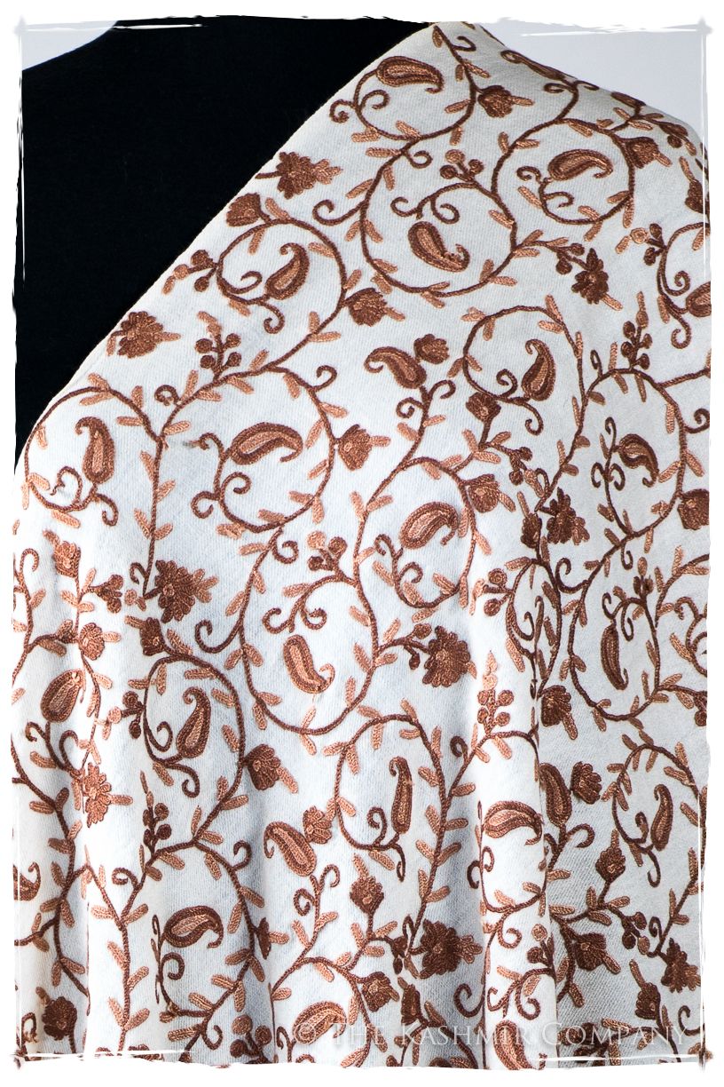 Française Étiennette Secret Garden Shawl