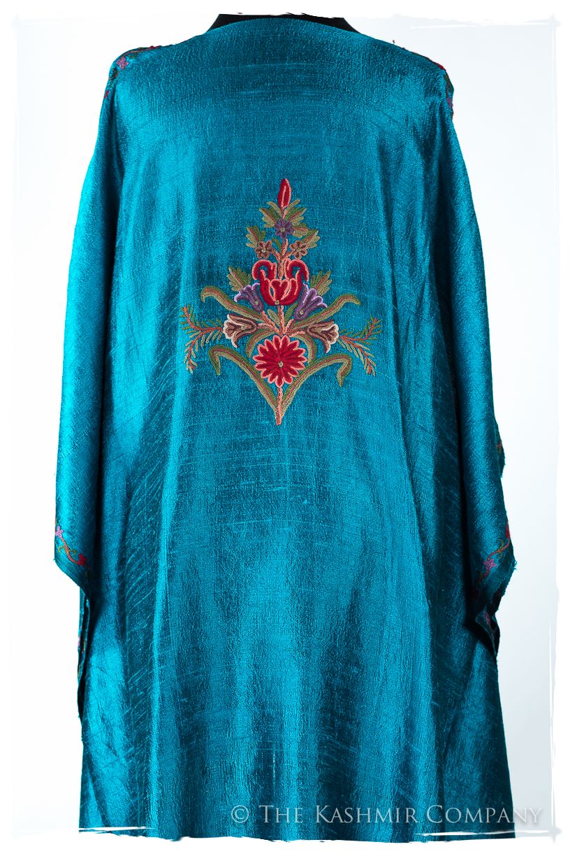Française Amoureuse de Caroline Ocean Silk Robe