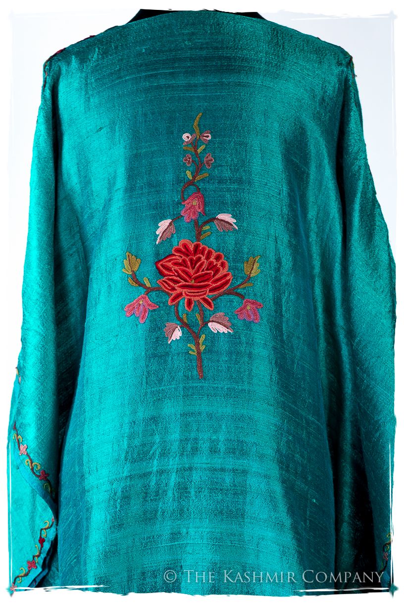 Française Amoureuse de Tahitian Silk Robe