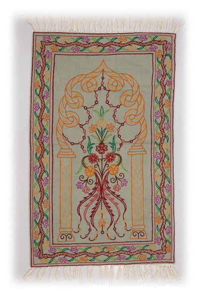 Ajmer Arye Prayer Rug / Wall Hanging