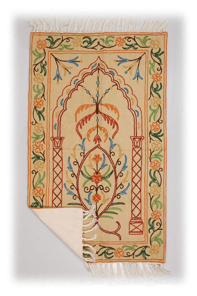 Pani Arye Prayer Rug / Wall Hanging