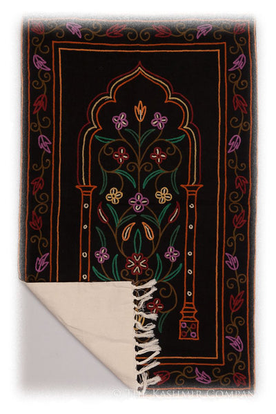 Kala Patthar Arye Prayer Rug / Wall Hanging