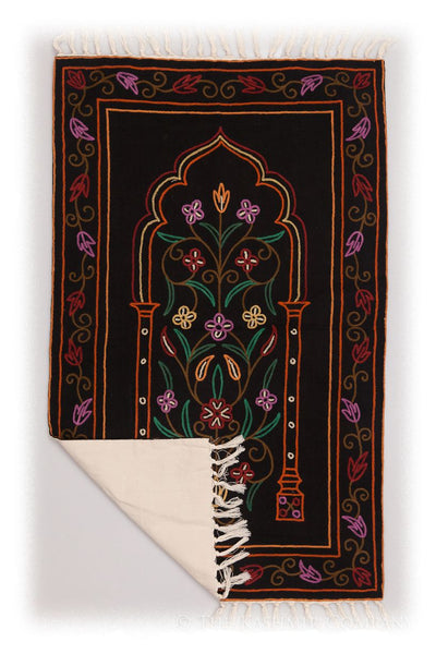 Kala Patthar Arye Prayer Rug / Wall Hanging