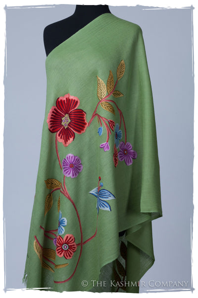 Je Ne Sais Quoi Aspen Green Shawl