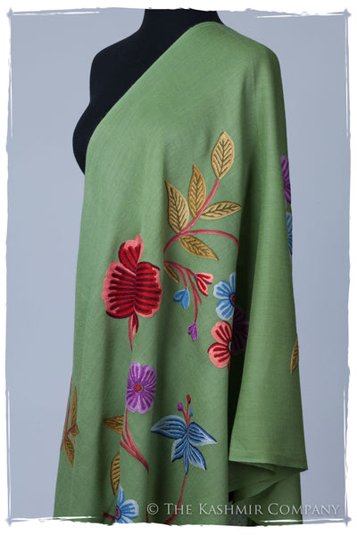 Je Ne Sais Quoi Aspen Green Shawl