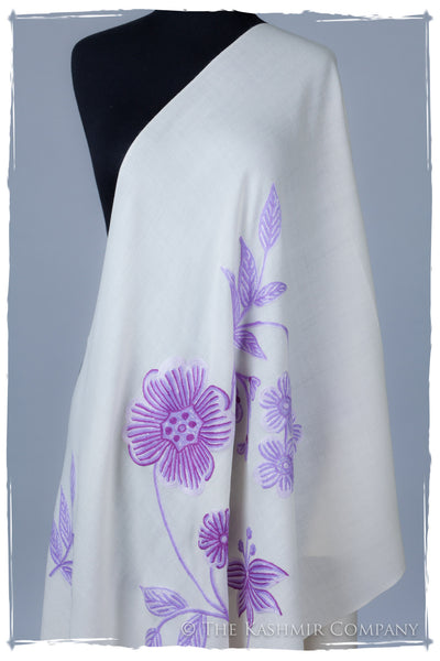 Je Ne Sais Quoi Lavender Ivory Shawl