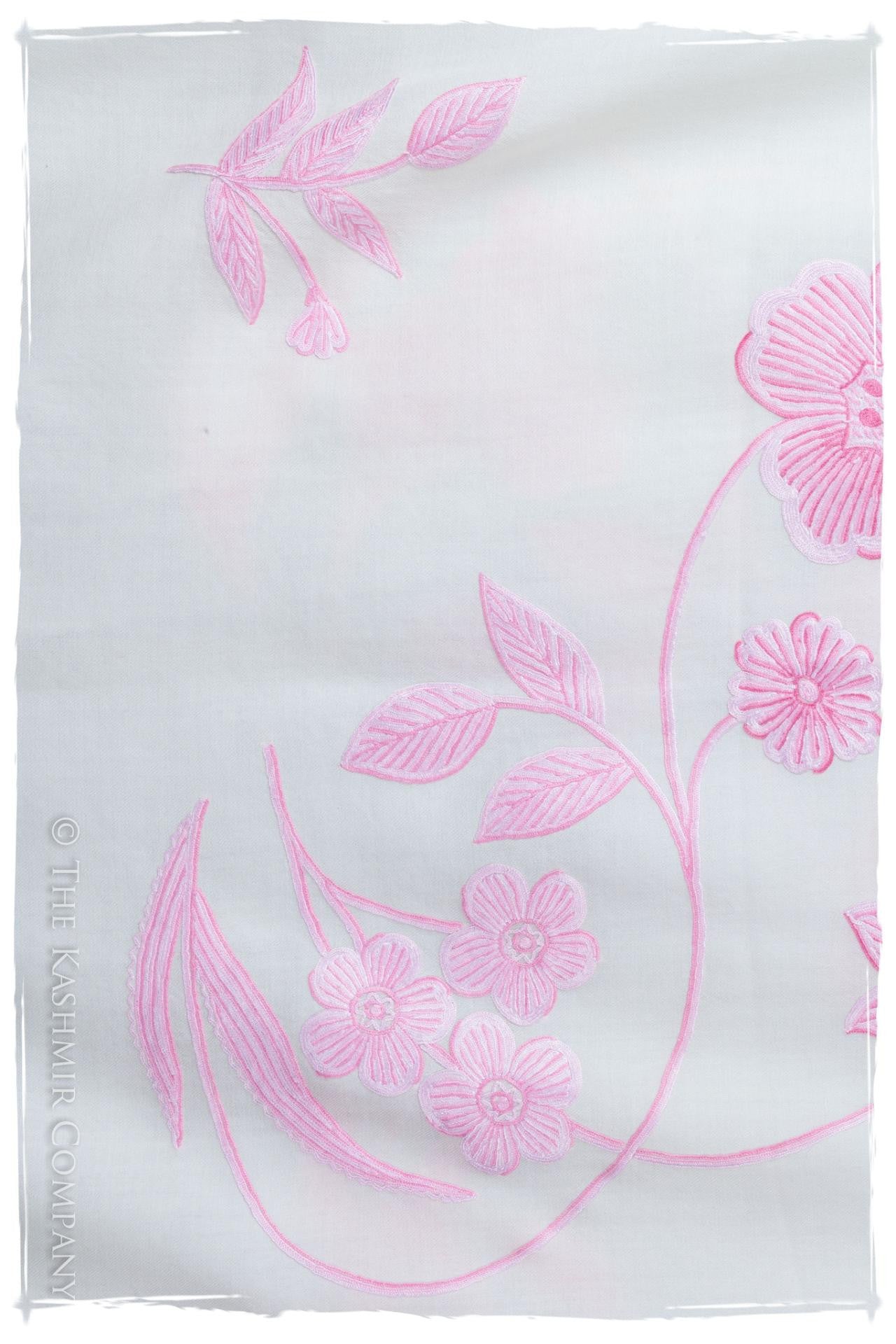 Je Ne Sais Quoi Pink Ivory Shawl