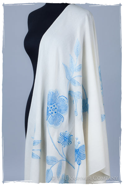 Je Ne Sais Quoi Blue Ivory Shawl