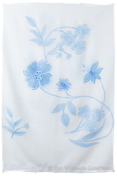 Je Ne Sais Quoi Blue Ivory Shawl